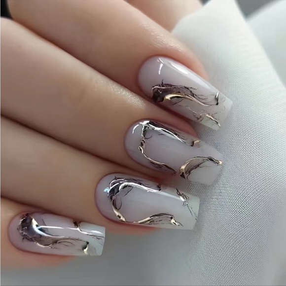 Other - 💥50%Off💥 24 Piece Medium Length Coffin Black Gradient Ink Style Fake Nails